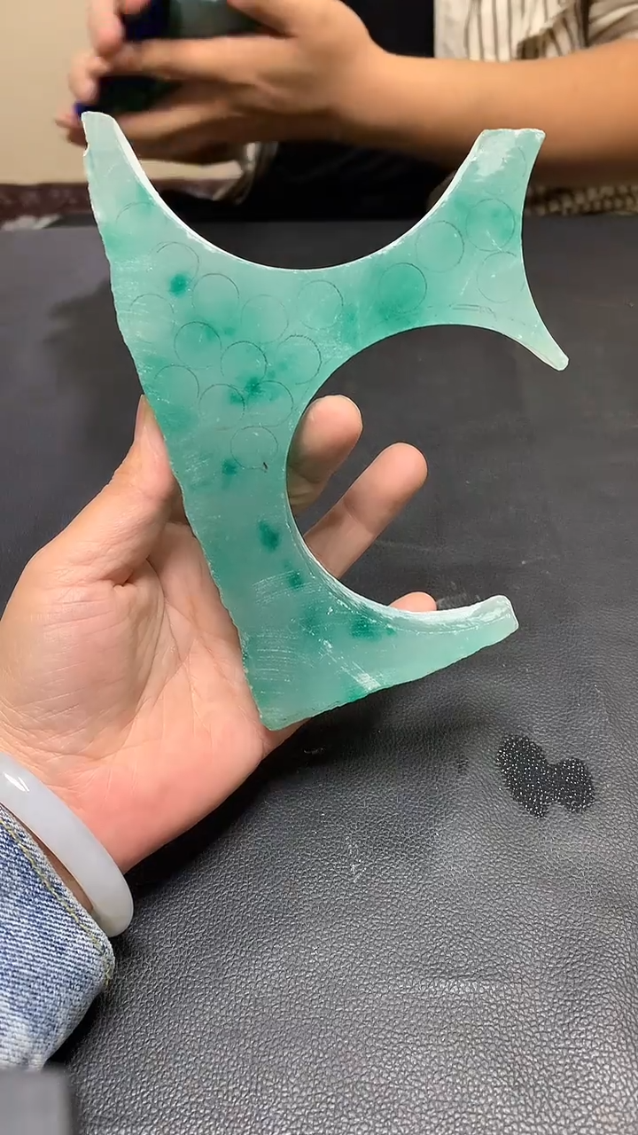 玉冰飘花边角毛坯