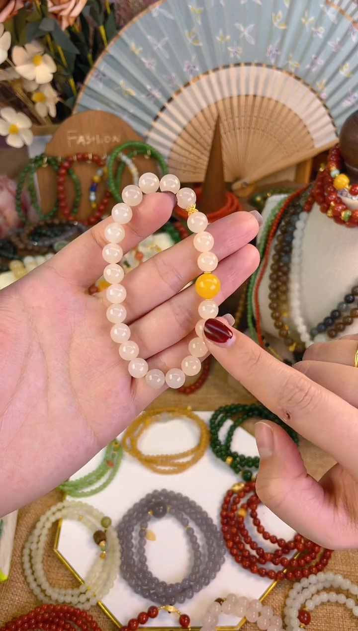 【闪购商品】和田玉手串18K金镶嵌藕粉