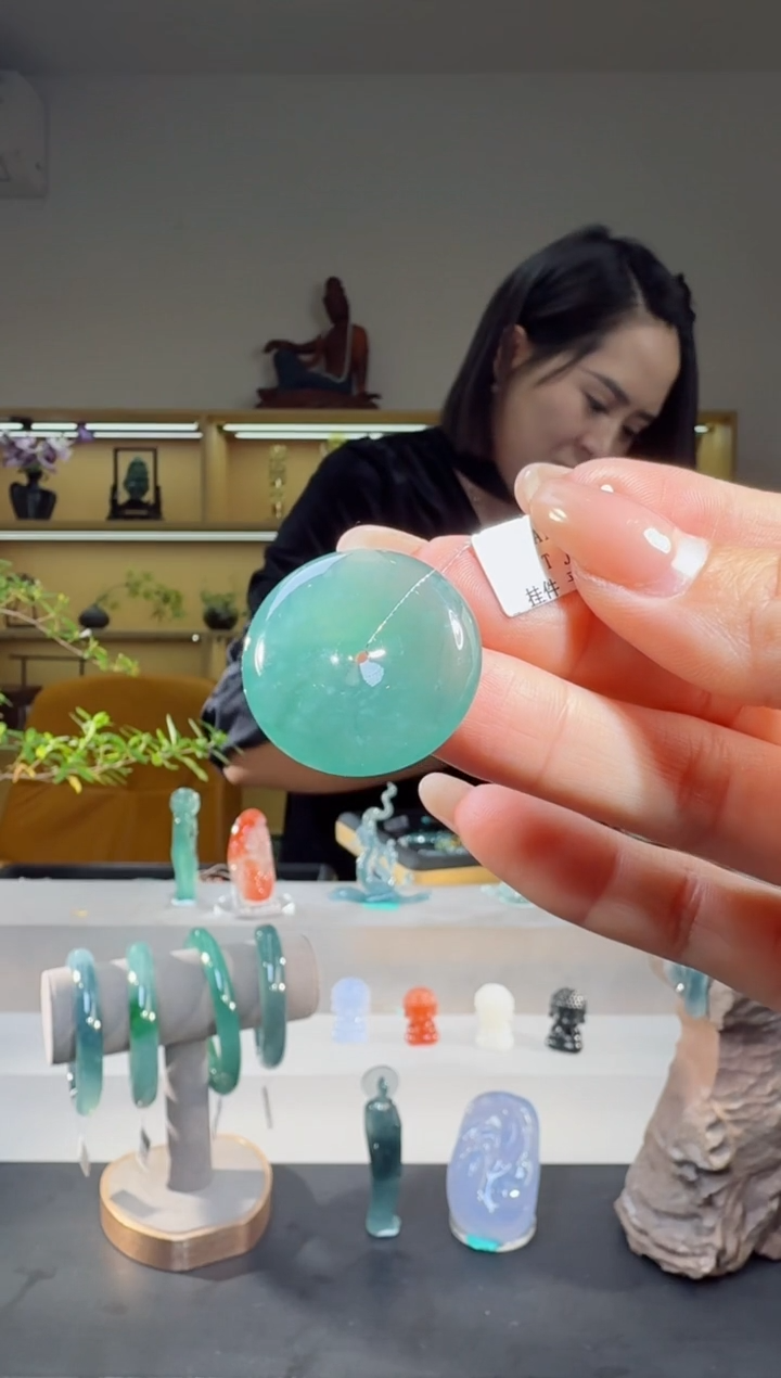 吊坠(不含链)未镶嵌翡翠平安扣