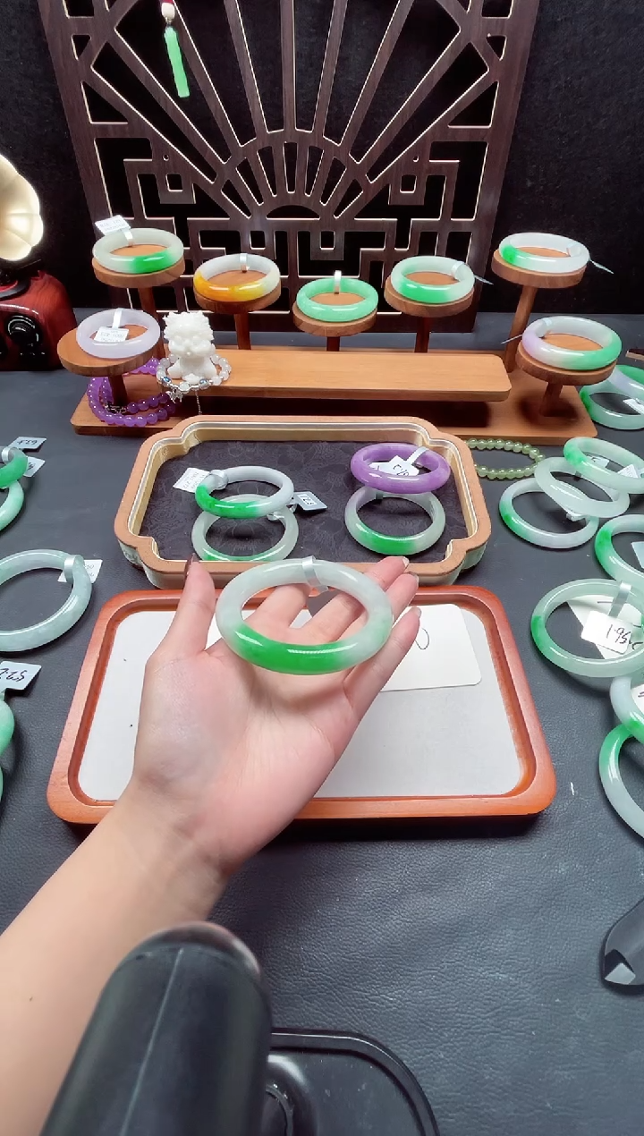 姐姐们看好......不要抢拍