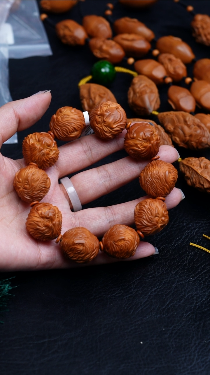 【闪购商品】橄榄核手串/手链24正圆猴头