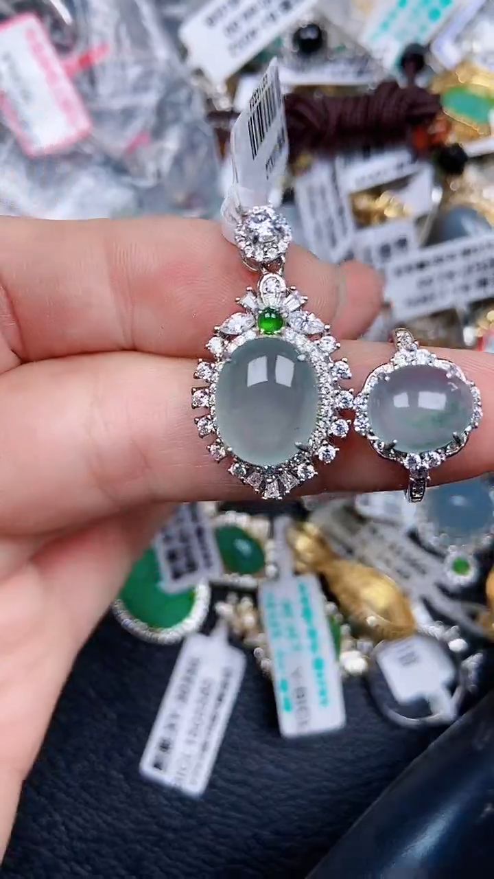 颈饰银S925镶嵌翡翠7602