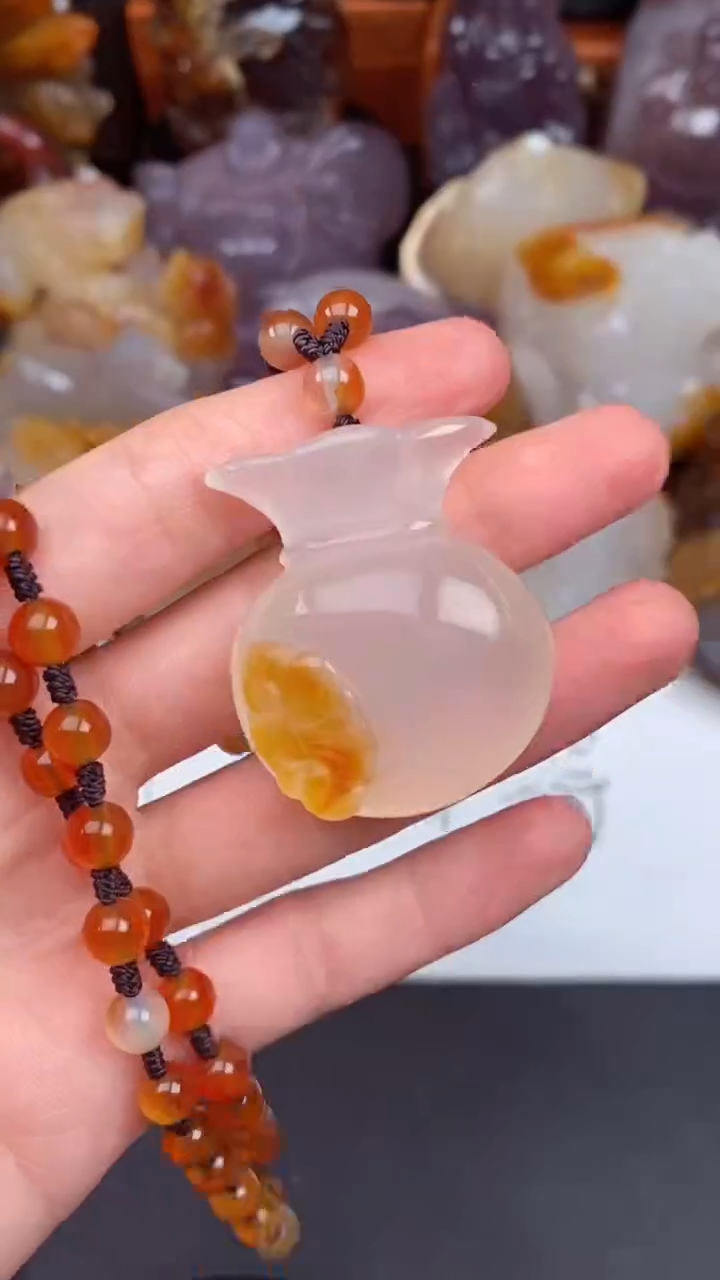 玛瑙/玉髓颈饰未镶嵌AA