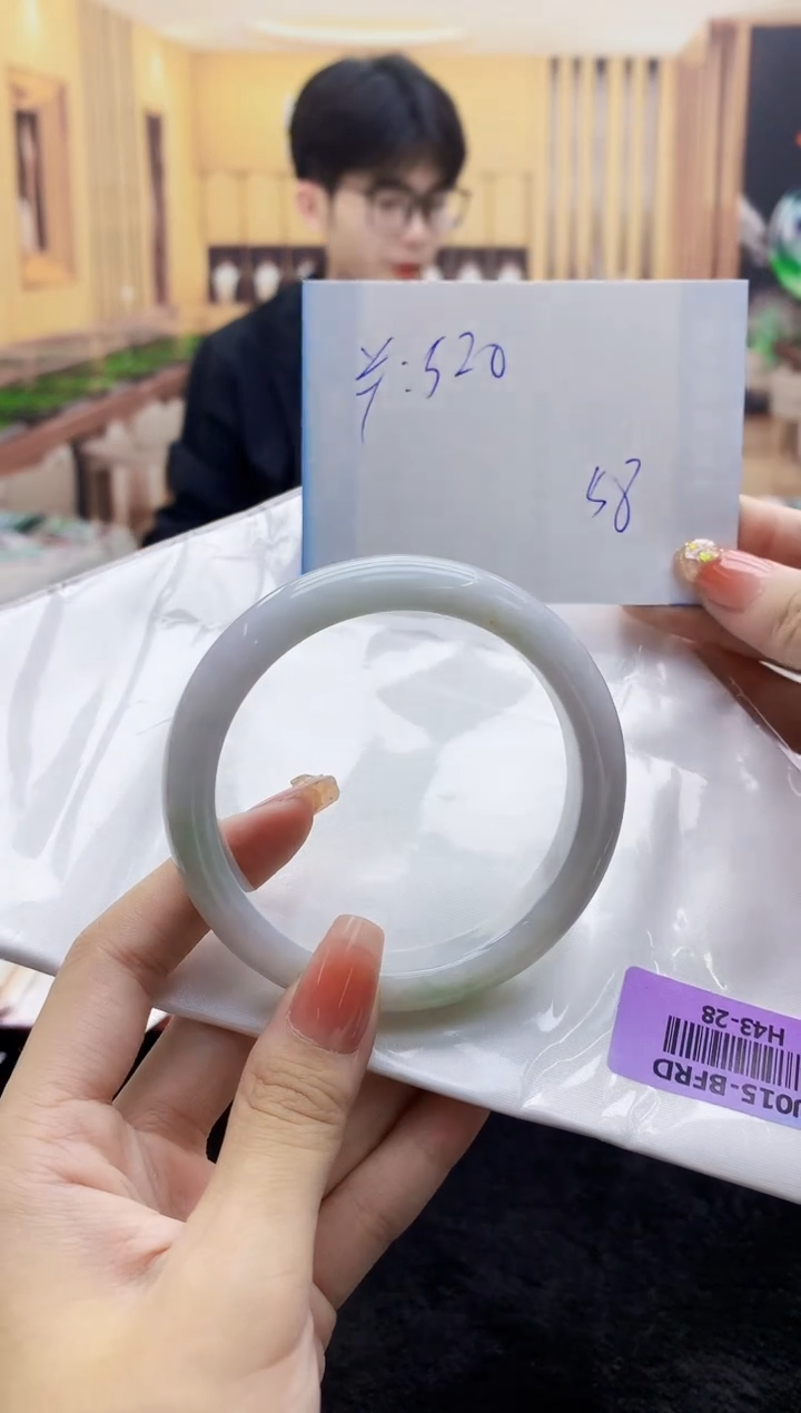 【闪购商品】翡翠手镯未镶嵌   H43-28