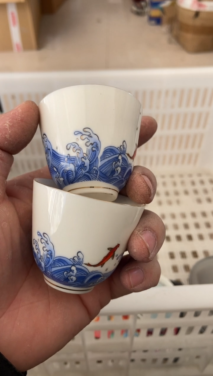 无运费险有瑕疵的摄影的产品有使用过的痕迹有点脏介意勿拍