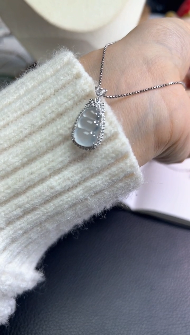 【闪购商品】翡翠颈饰18K金镶嵌翡翠源头直播间