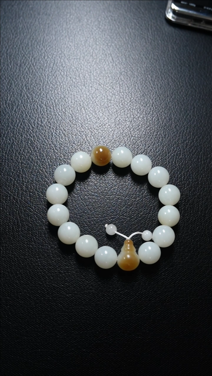 【闪购商品】和田玉颈饰未镶嵌手串