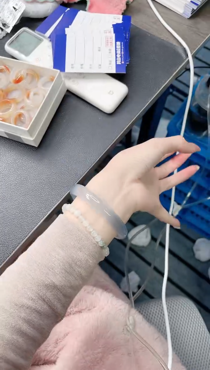 【闪购商品】石英质玉手镯未镶嵌17J14-59