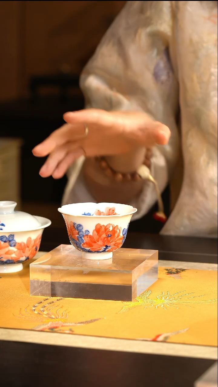 L红丰窑写意牡丹花口杯