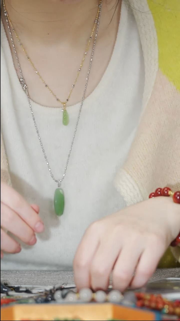 吊坠(不含链)18K金镶嵌和田玉吊坠