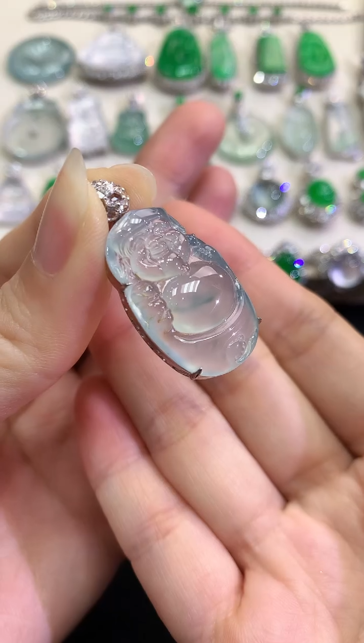 【闪购商品】翡翠颈饰18K金镶嵌C74   