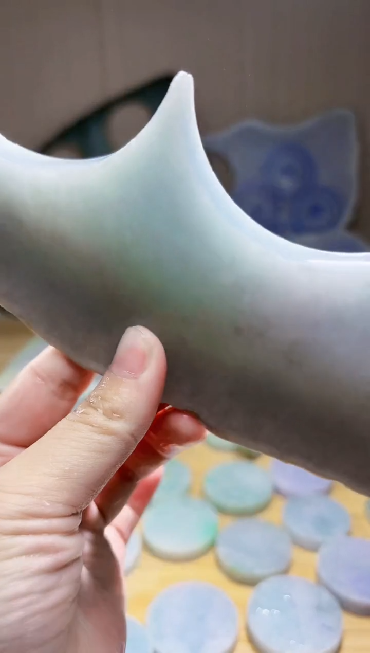 翡翠未镶嵌颈饰翡翠A货 姜谭227