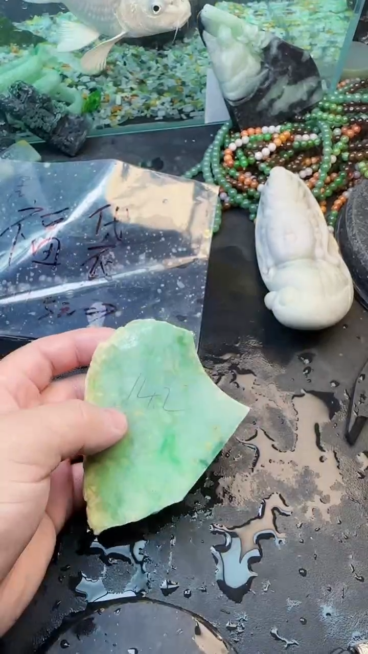 【闪购商品】翡翠颈饰未镶嵌165天然翡翠