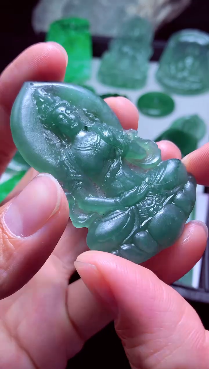 未镶嵌定制翡翠天然缅甸翡翠A货官方基地发货