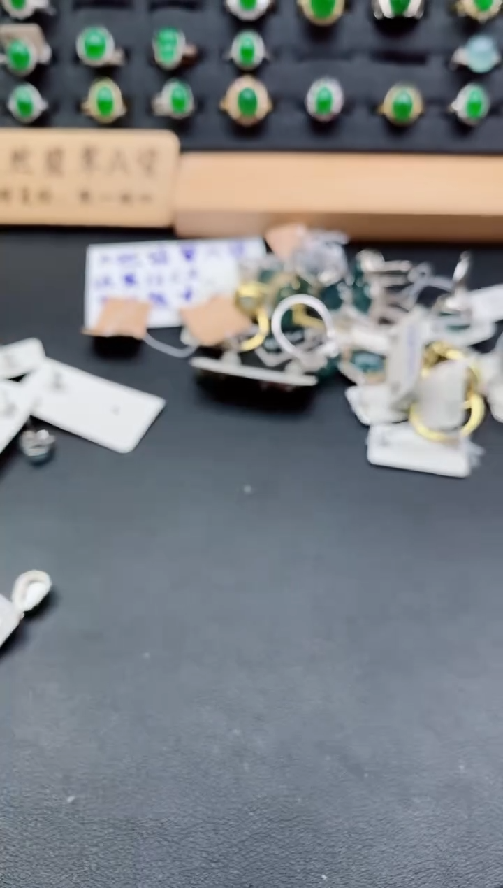 银S925镶嵌翡翠耳饰121