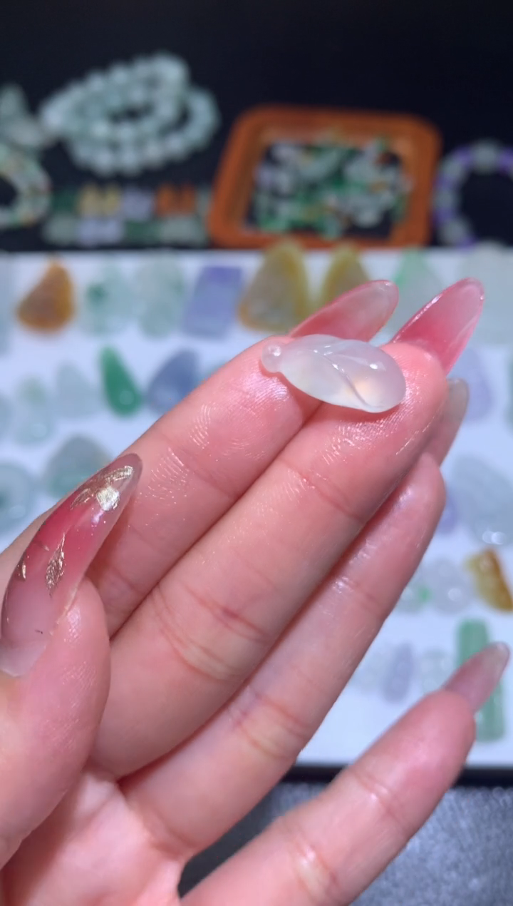 定制翡翠未镶嵌毛货