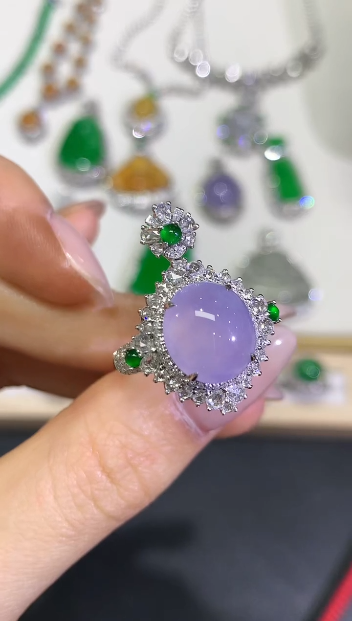 【闪购商品】翡翠颈饰18K金镶嵌团购30