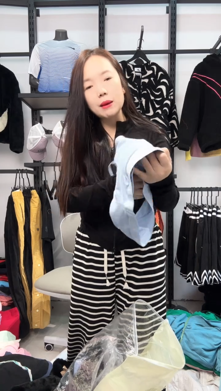 2531 编码  瑕疵直播间过款为准 尺码