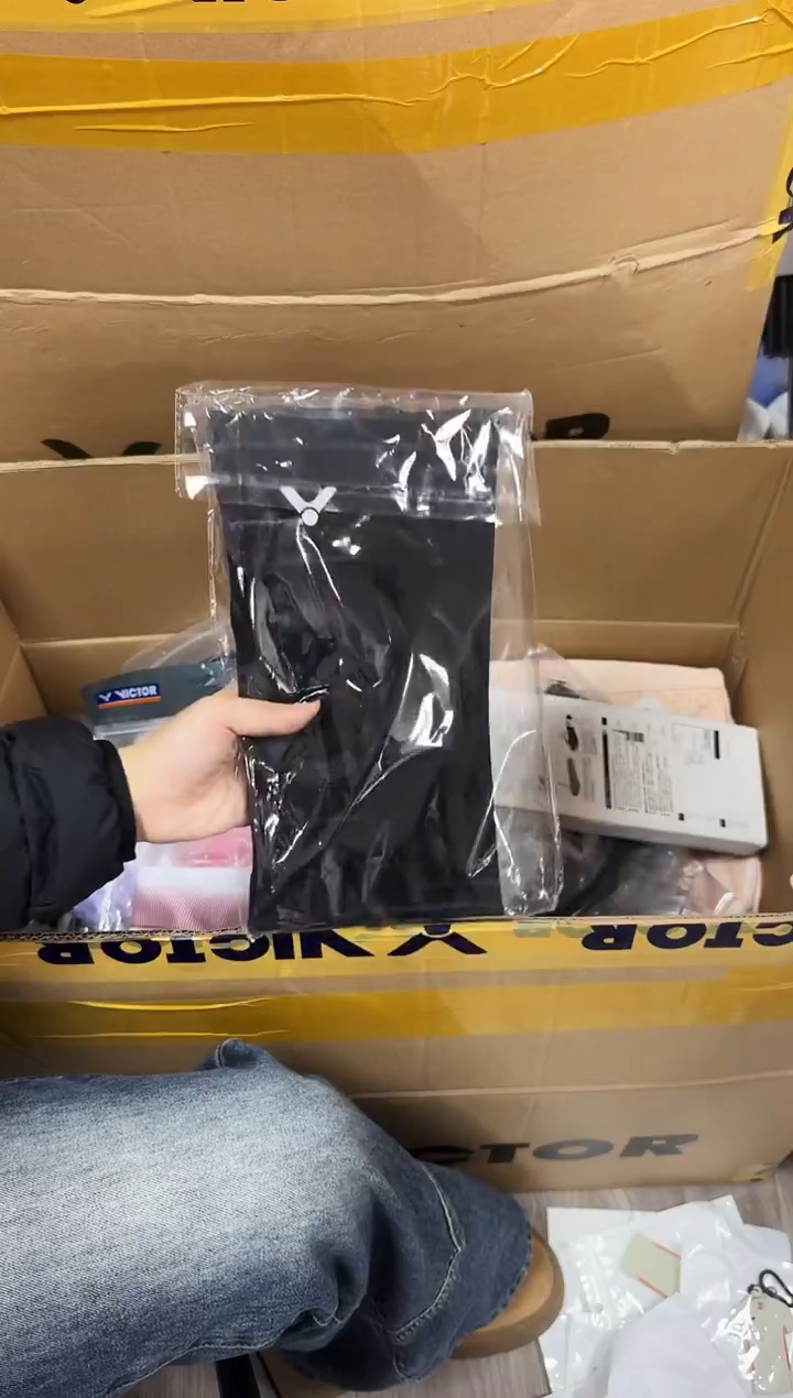 微瑕正品球拍球服球包   31  m护膝