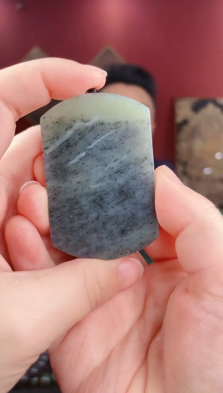 【闪购商品】和田玉颈饰未镶嵌青花平安牌