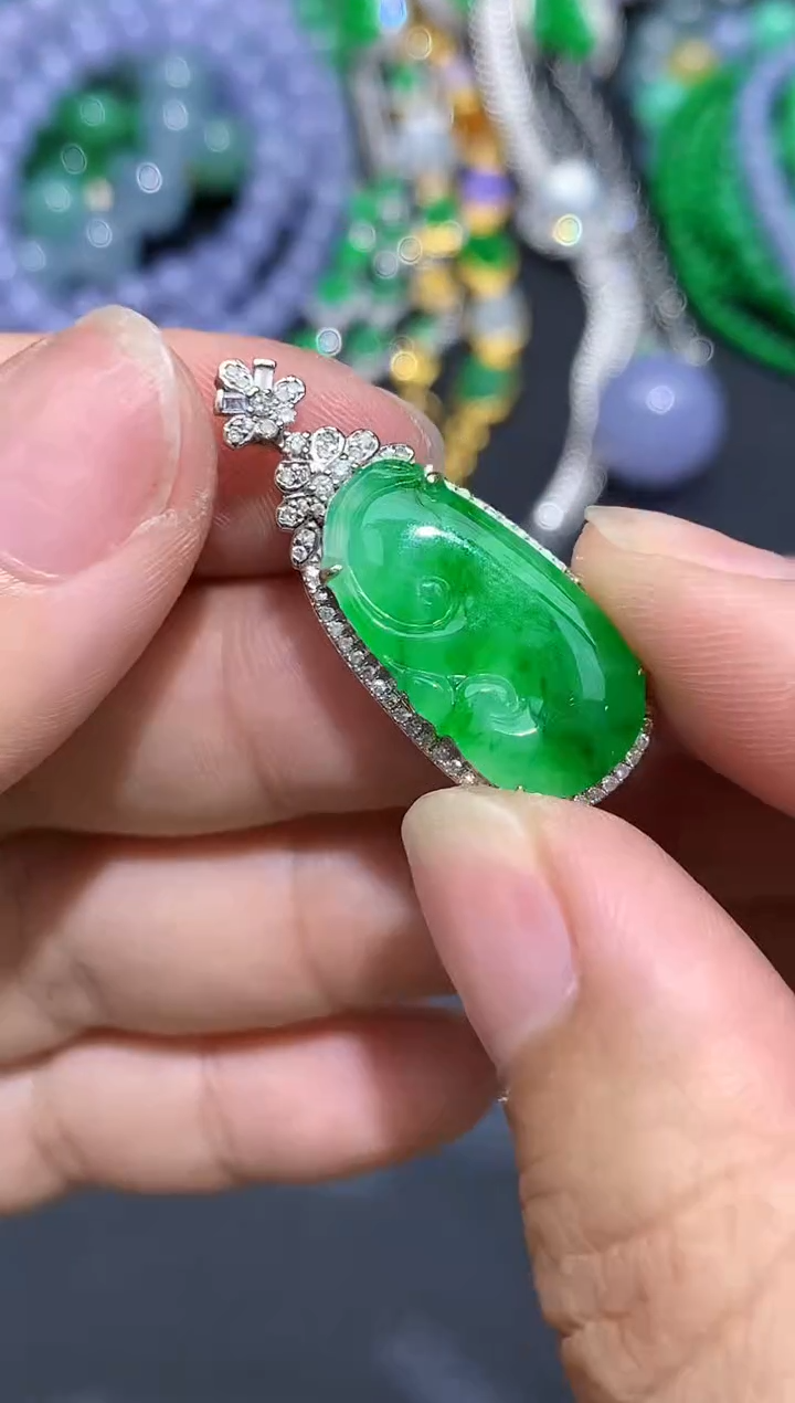 翡翠18K金镶嵌颈饰437-春日珠宝