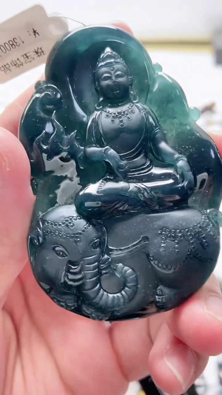 【闪购商品】翡翠颈饰未镶嵌88888888888