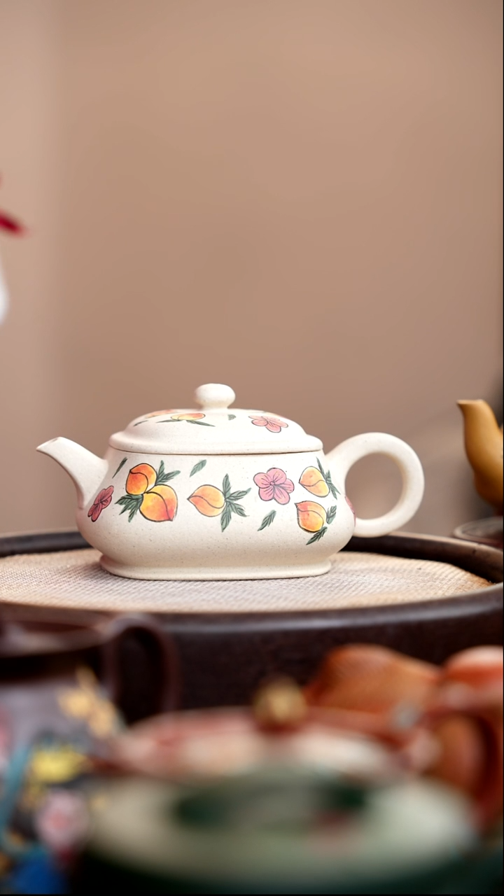 茶壶紫砂白玉段四方明炉泥绘桃子