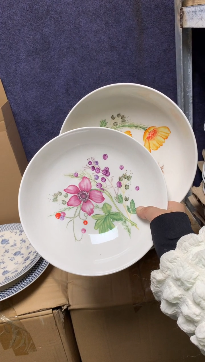 【闪购商品】瓷片陶瓷原单CC845餐具2个+礼盒