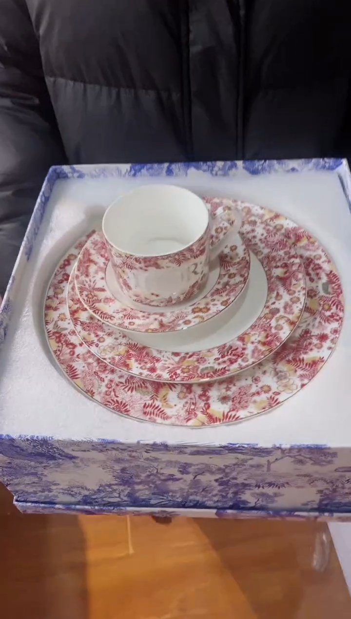 【闪购商品】杯鸿辉家品牌瓷器，京东包邮！