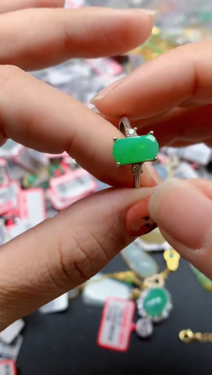 银S925镶嵌戒指翡翠天然A货缅甸翡翠