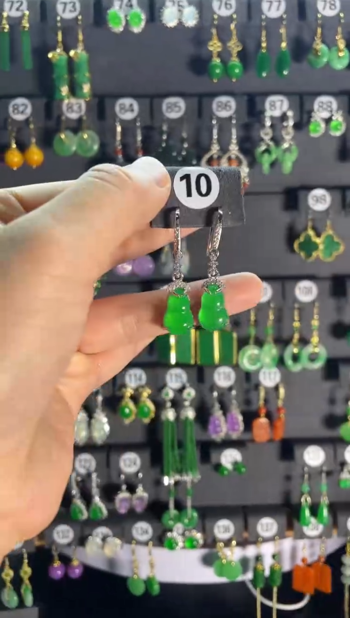 【闪购商品】翡翠颈饰银S925镶嵌10...