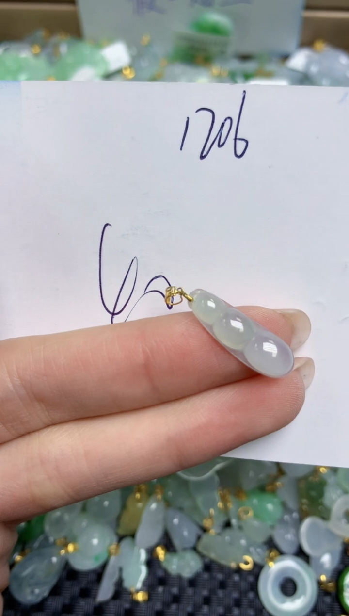 【闪购商品】翡翠颈饰18K金镶嵌天然缅甸A货翡翠