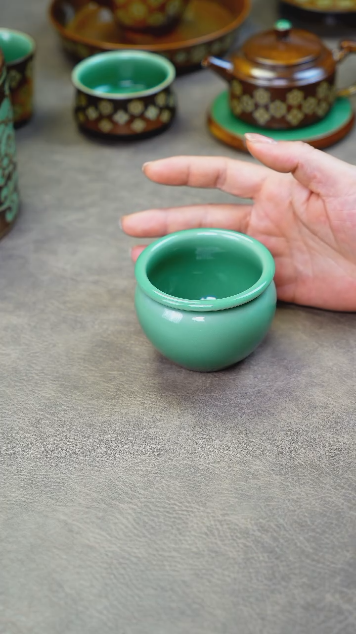 【闪购商品】青瓷梅子青主人杯