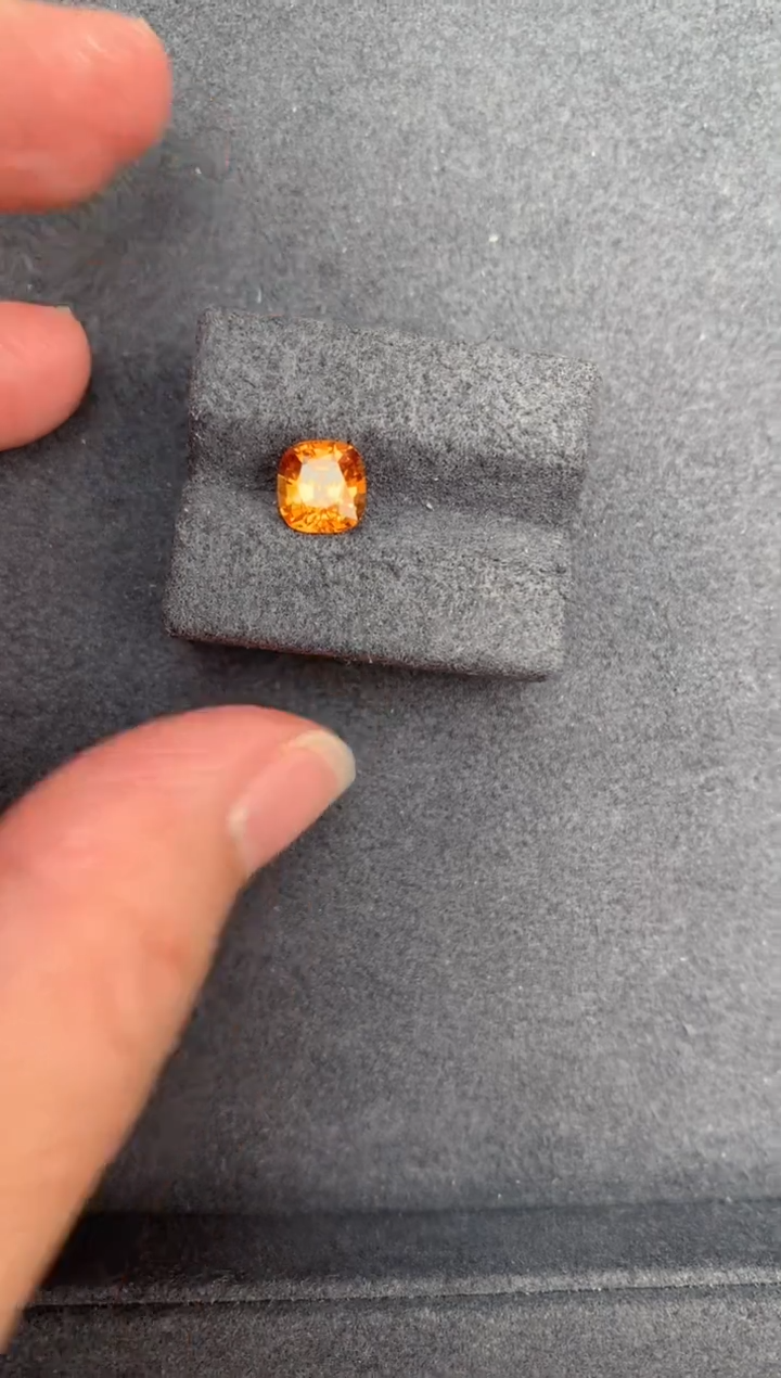 【闪购商品】石榴石（芬达石）裸石未镶嵌1.5ct芬达