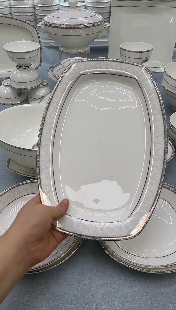 骨瓷 玲珑12方鱼1个
