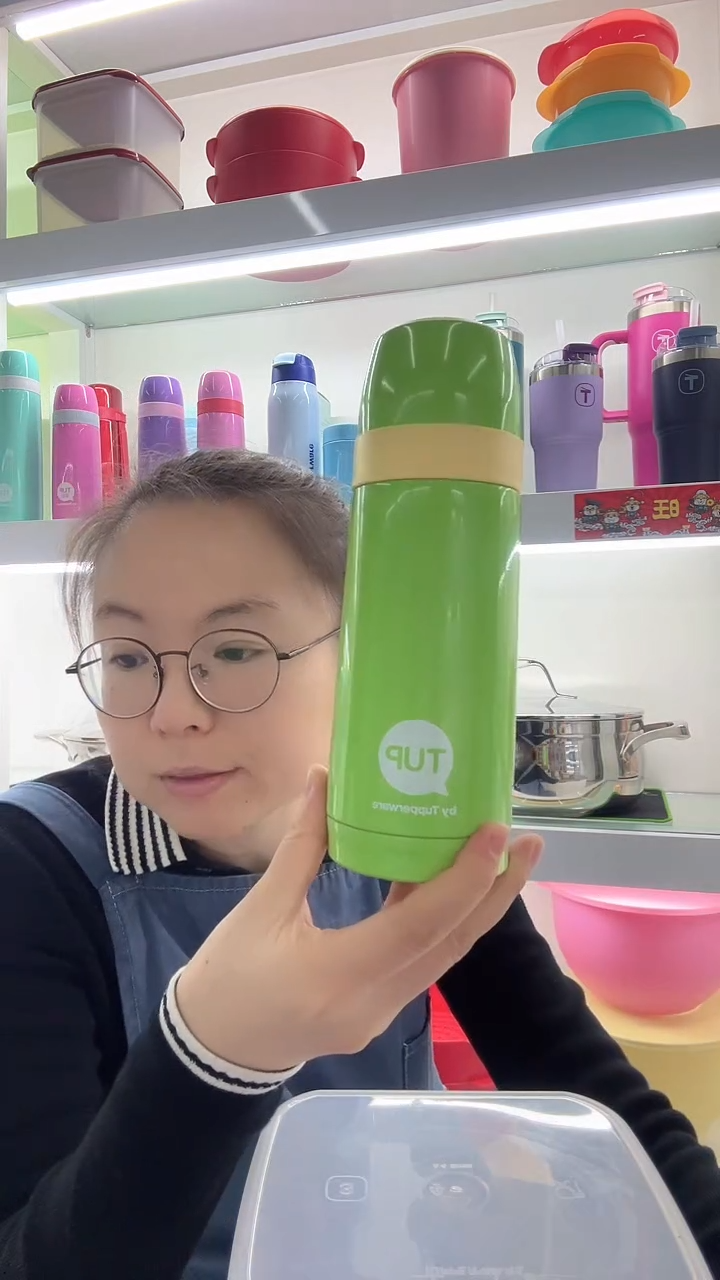 【闪购商品】塑料350保温杯绿色