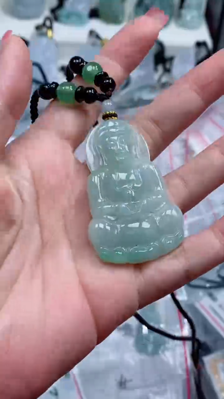 翡翠未镶嵌颈饰吊坠