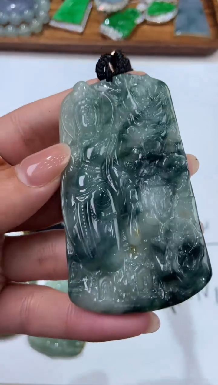 【闪购商品】翡翠未镶嵌颈饰2206810