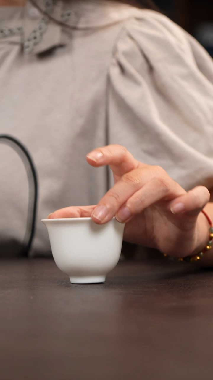 白胎手工铃铛杯  