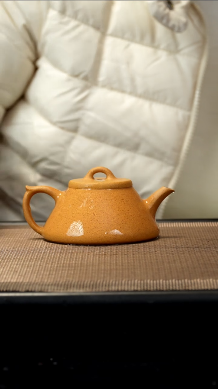 紫砂茶盏黄金段纳地瓢130CC