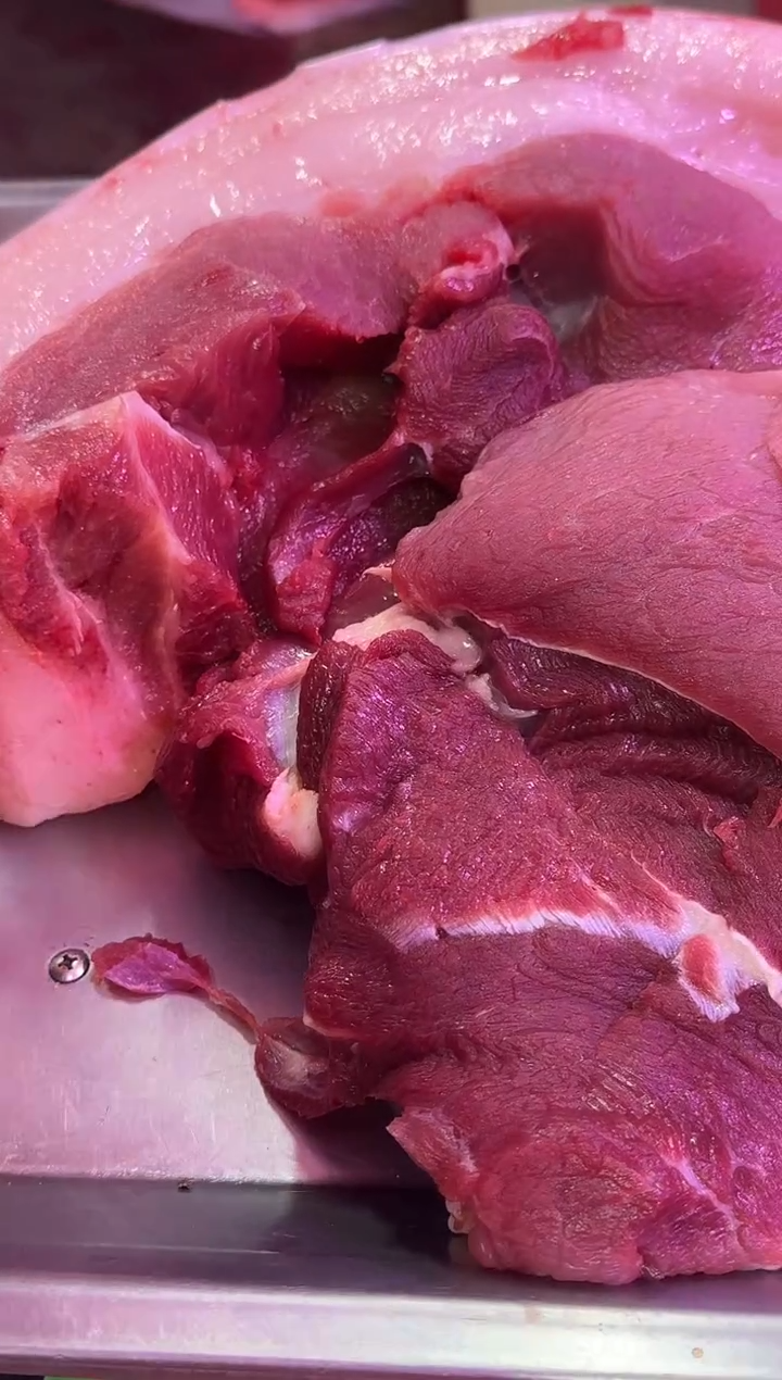中国大陆后秋肉8斤