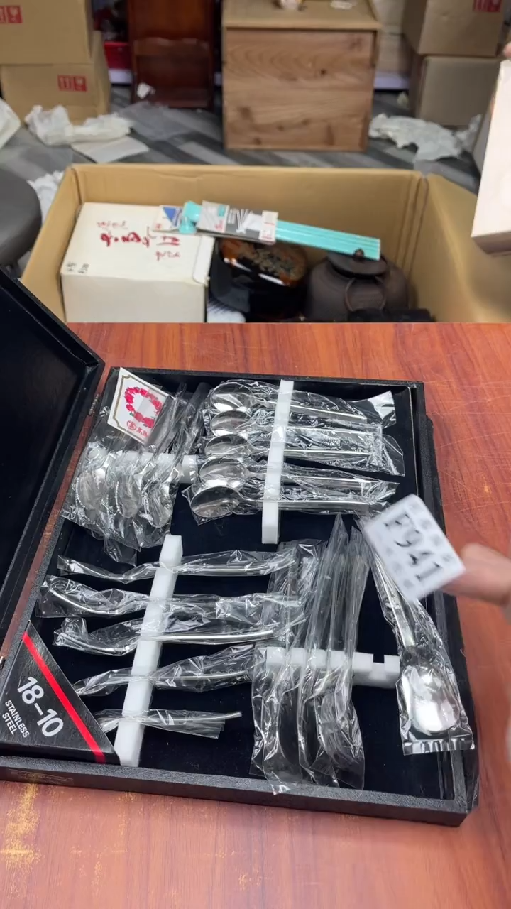 瓷片B****n盛日中古杂项甄选