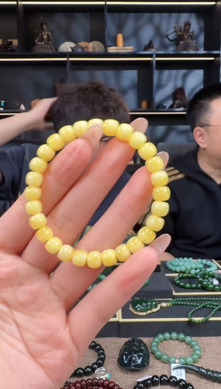 【闪购商品】蜜蜡裸石未镶嵌手串