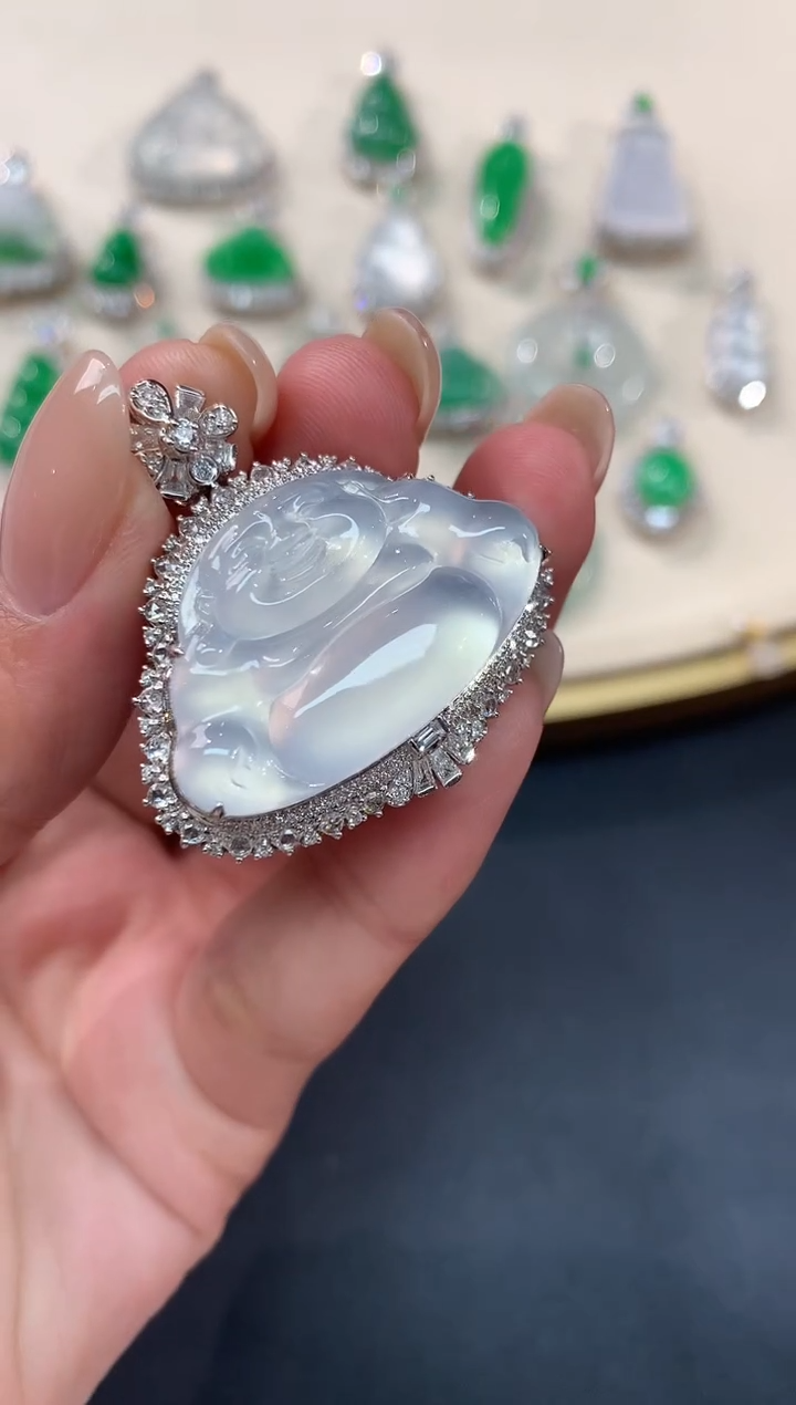 【闪购商品】翡翠吊坠(不含链)18K金镶嵌A542|39800