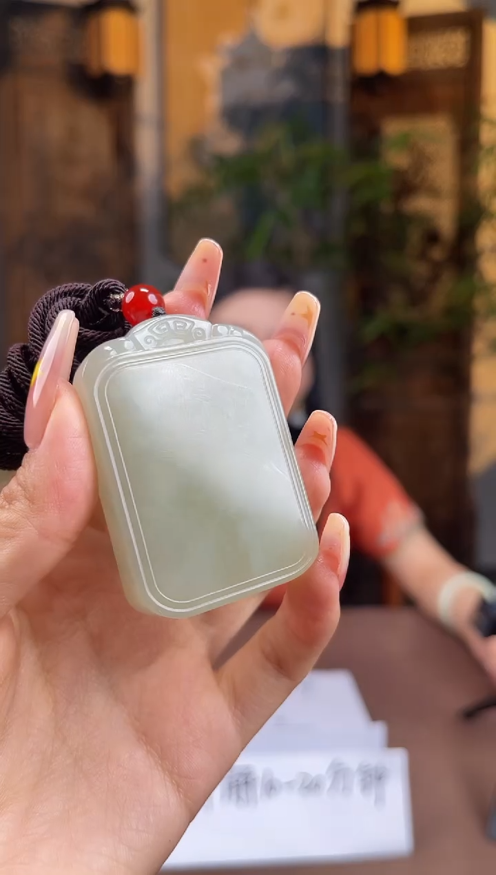 和田玉未镶嵌颈饰S575