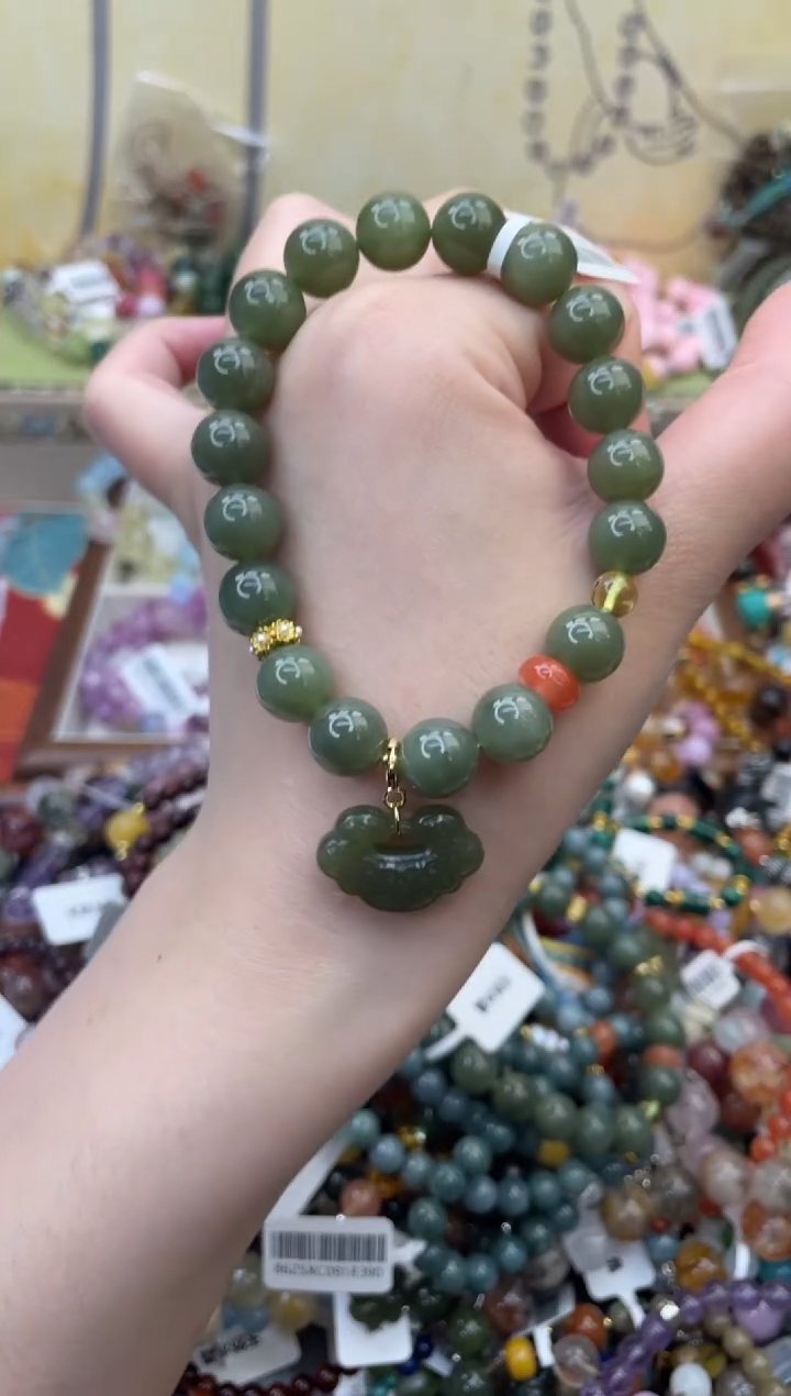 未镶嵌和田玉手饰484