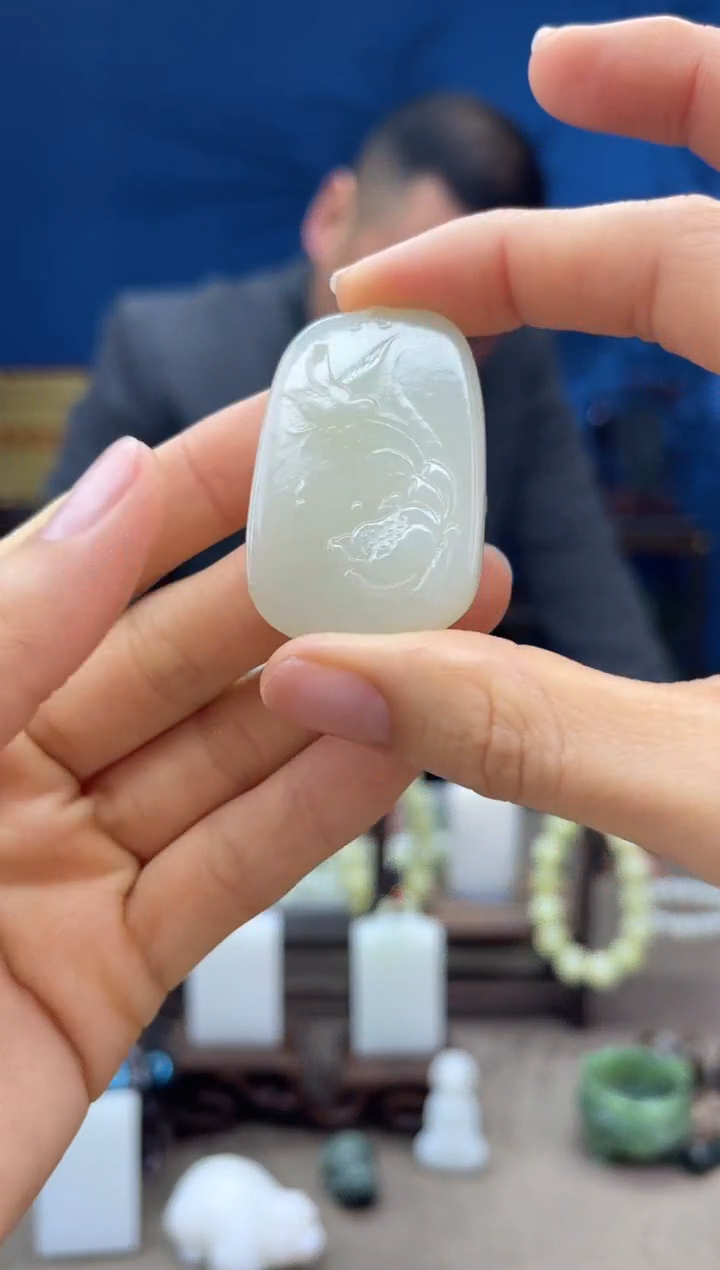 【闪购商品】和田玉颈饰未镶嵌1