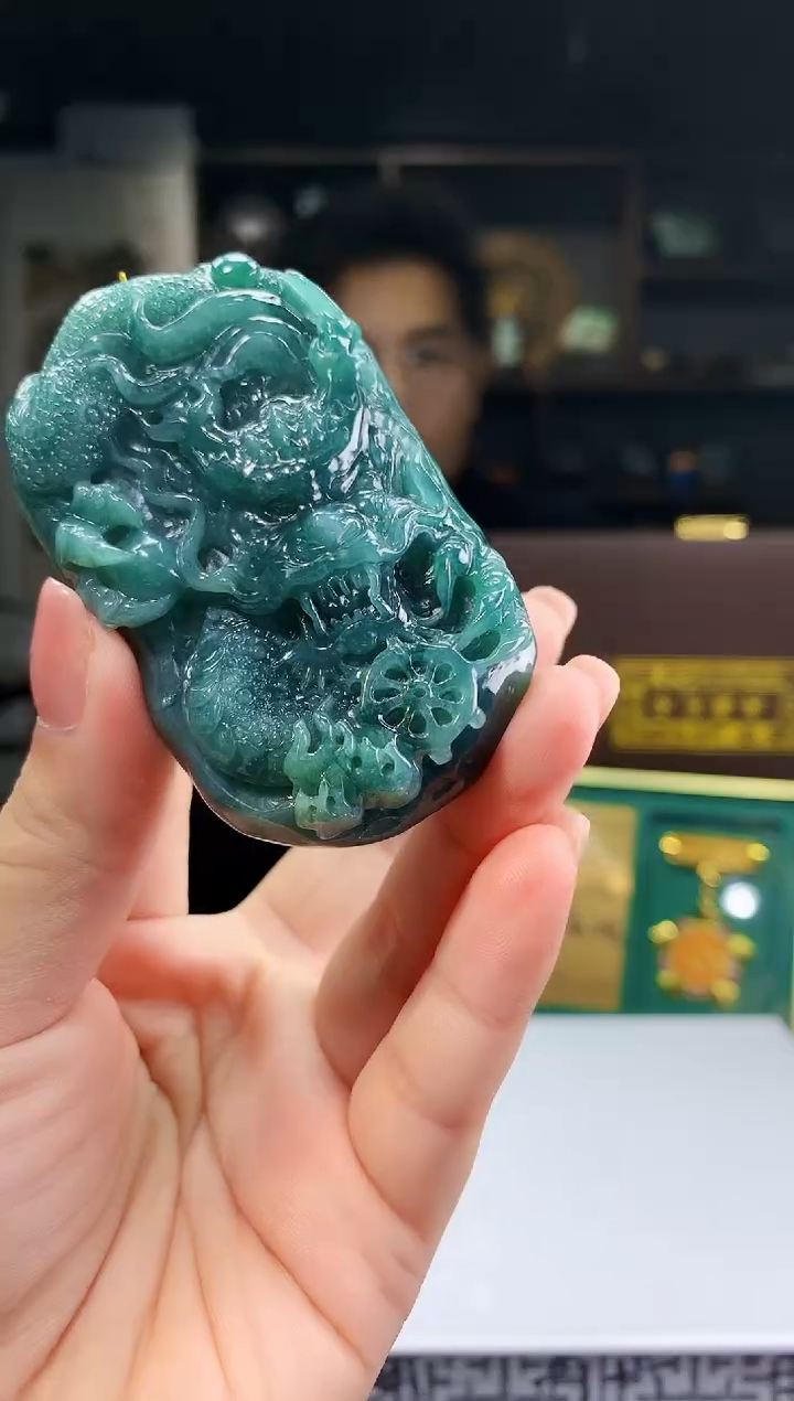 翡翠未镶嵌颈饰翡翠A货
