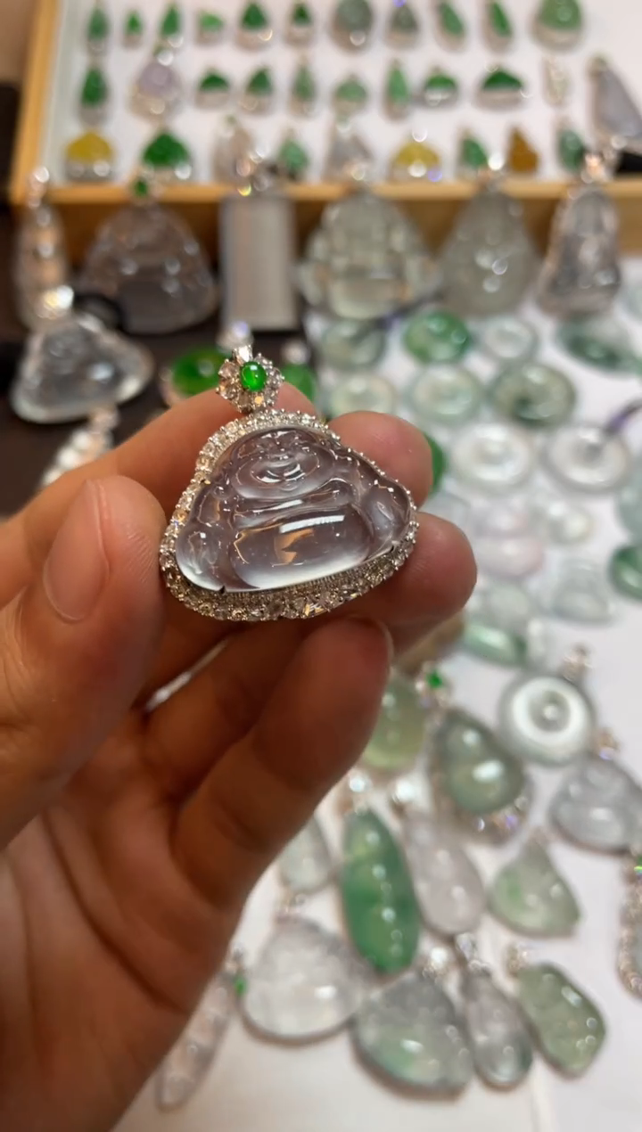 【闪购商品】翡翠吊坠(不含链)18K金镶嵌佛公