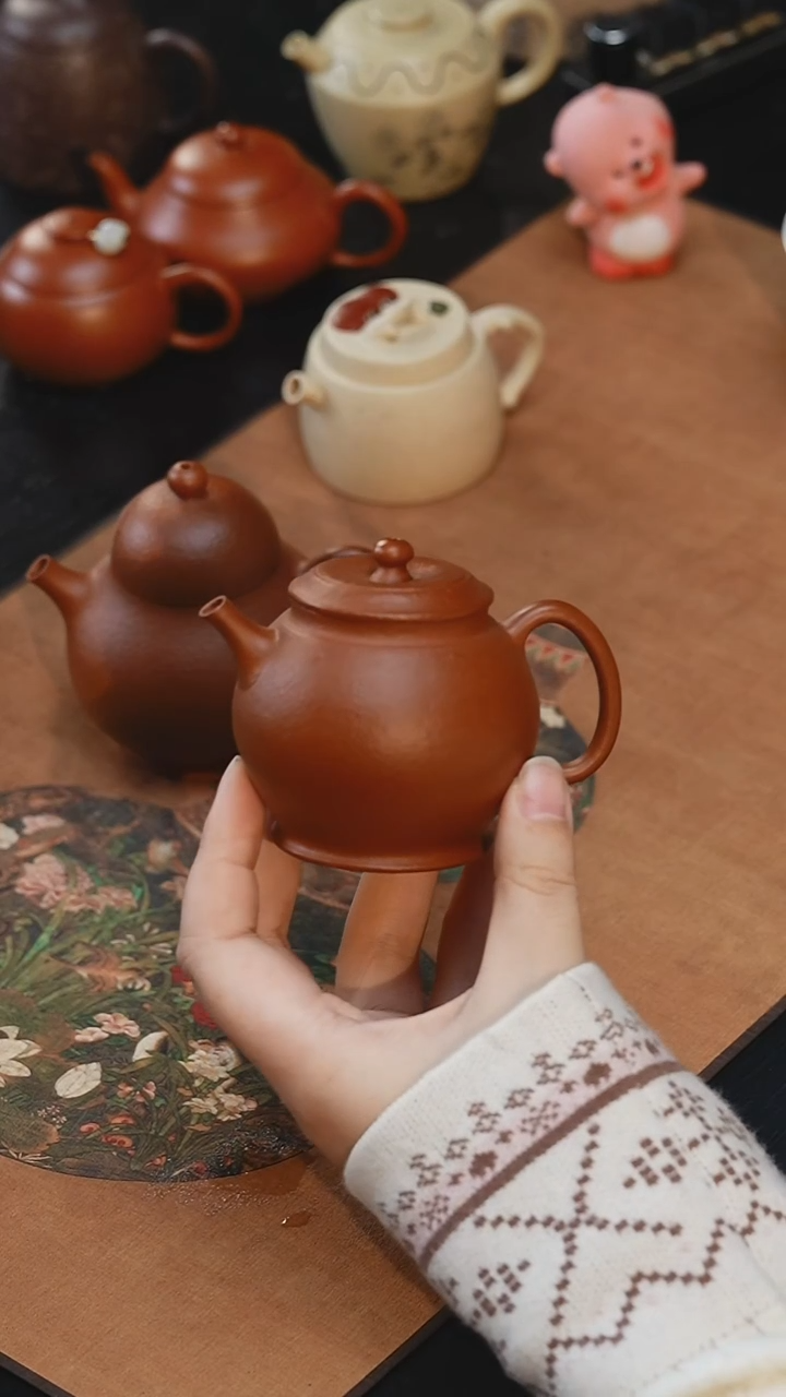 茶壶紫砂龙蛋二式16目老朱砂130cc